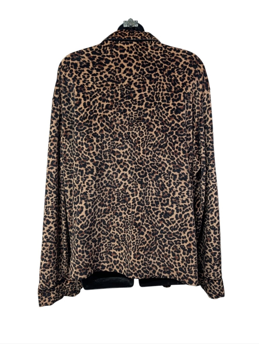 JoySpun Women's Leopard Print Plush Pajama Top Size 3X 22W-24W Soft Button Up - Picture 3 of 9